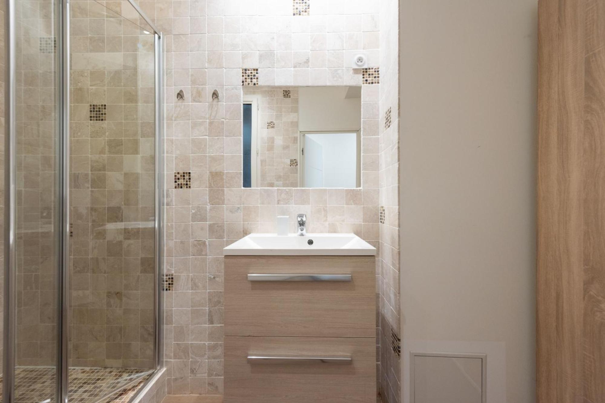 Apartment 1-br In The Carre D'or *