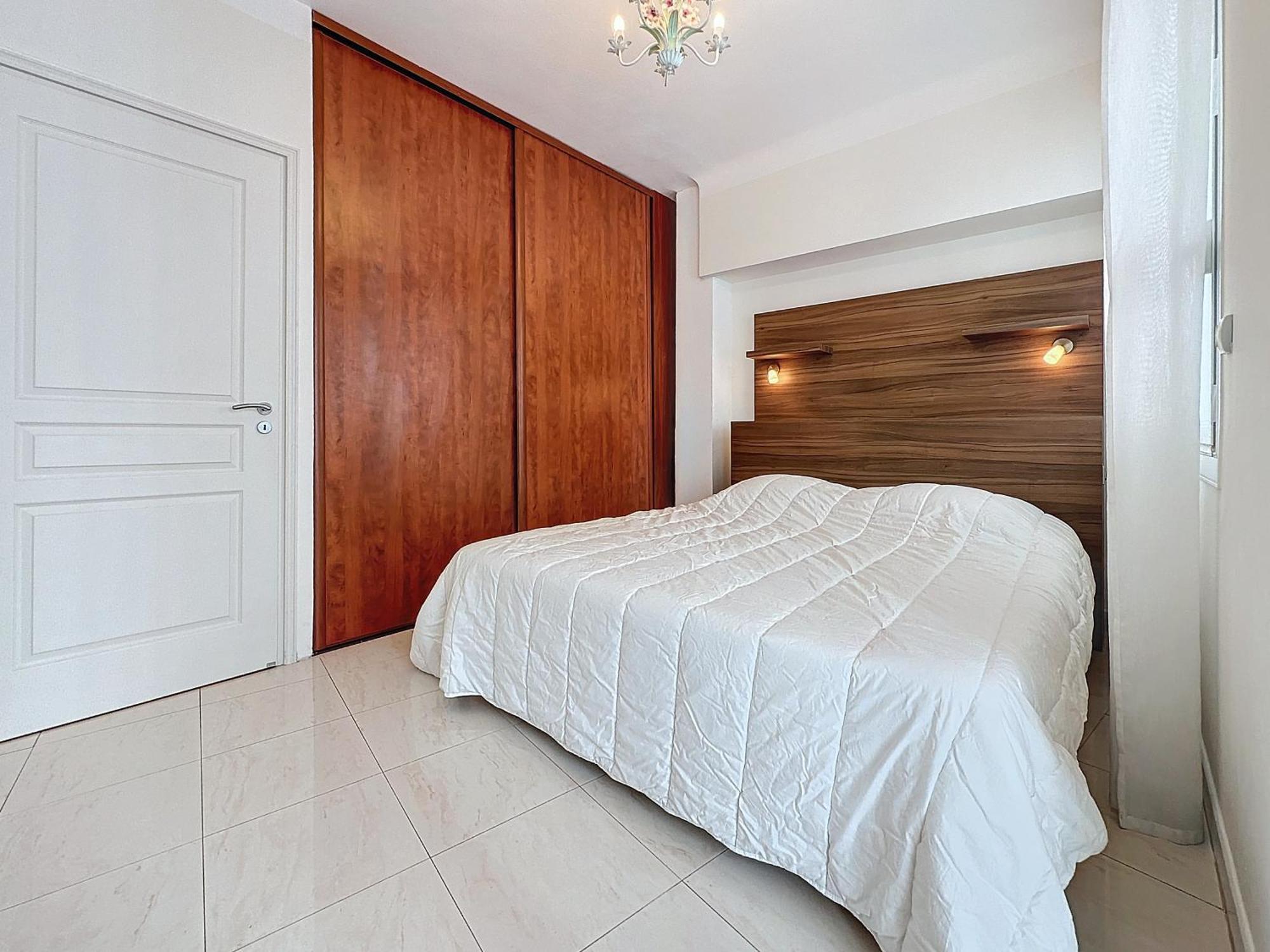 Luxury 1 Bedroom Croisette Martinez Direct Sea View 241