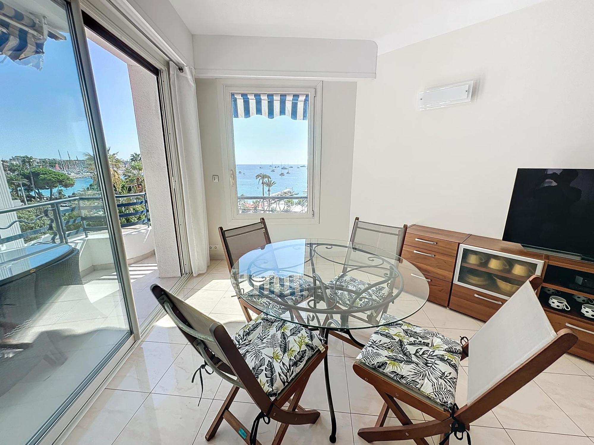 Luxury 1 Bedroom Croisette Martinez Direct Sea View 241