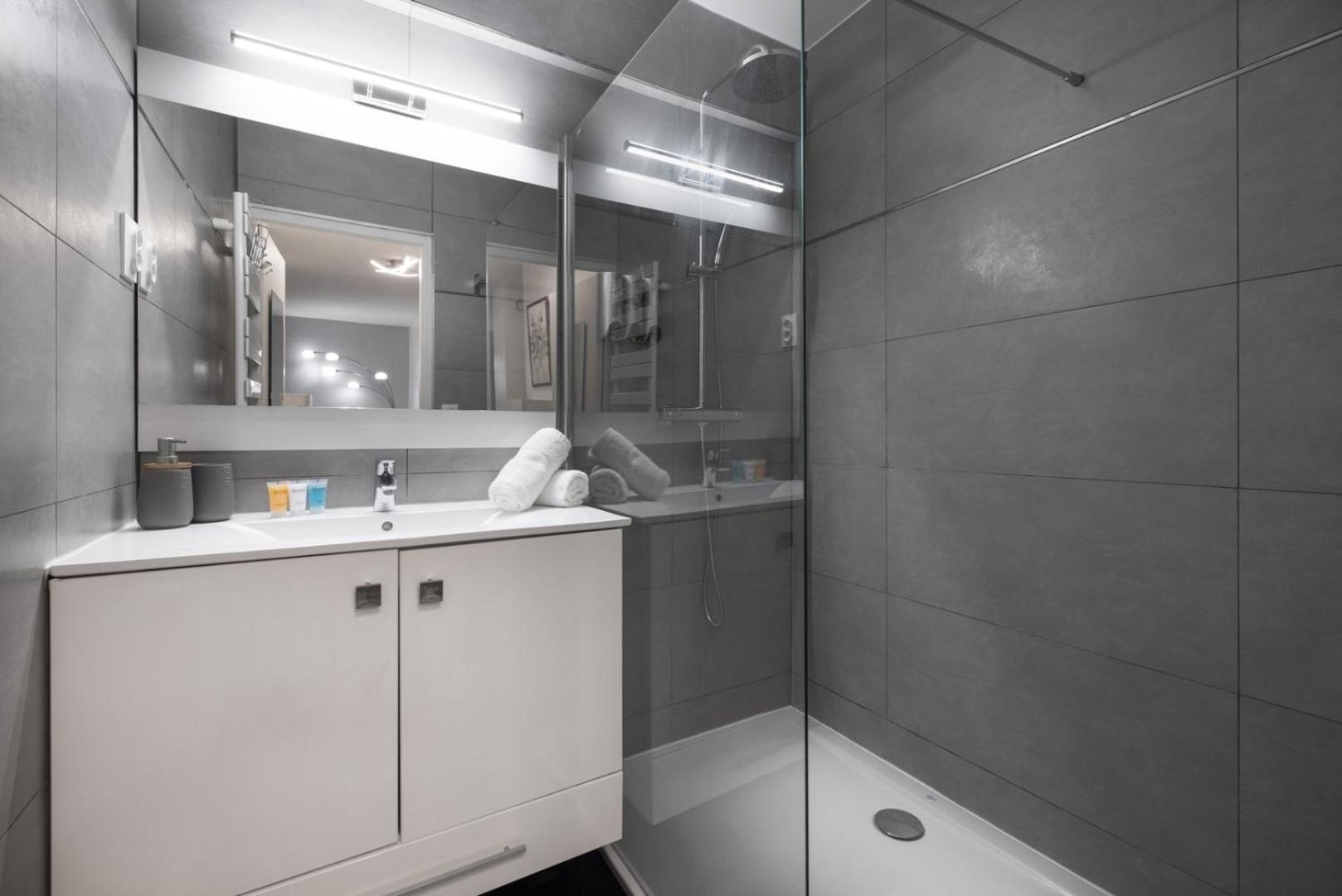 Ioana - A Apartment Cannes