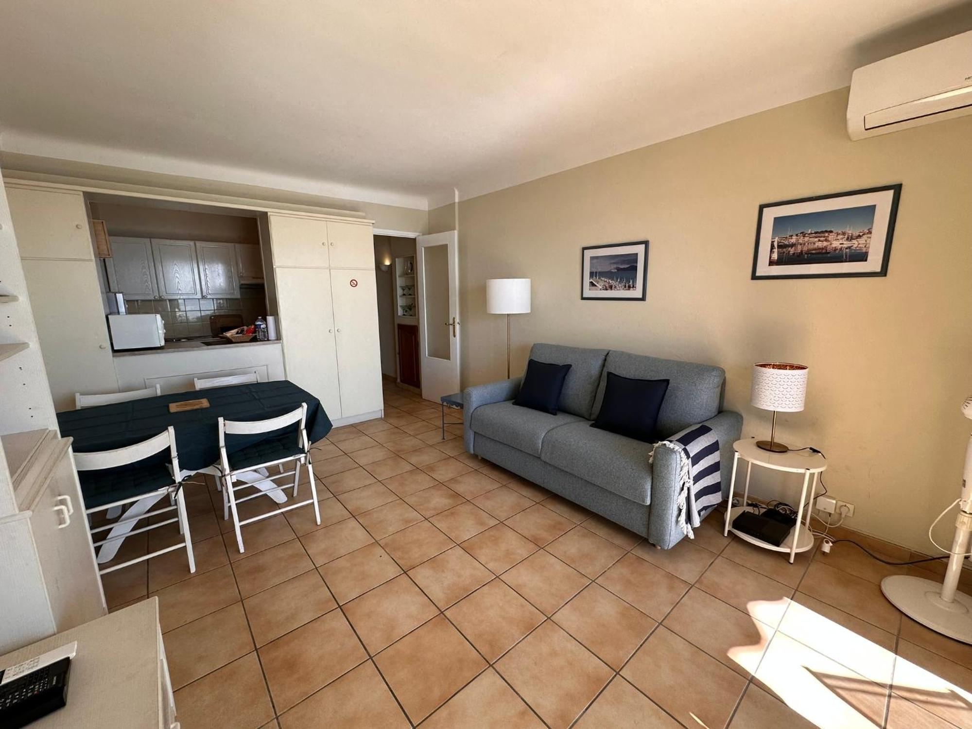 Apartment One Bedroom In With A Balcony And Great Sea Views - 821