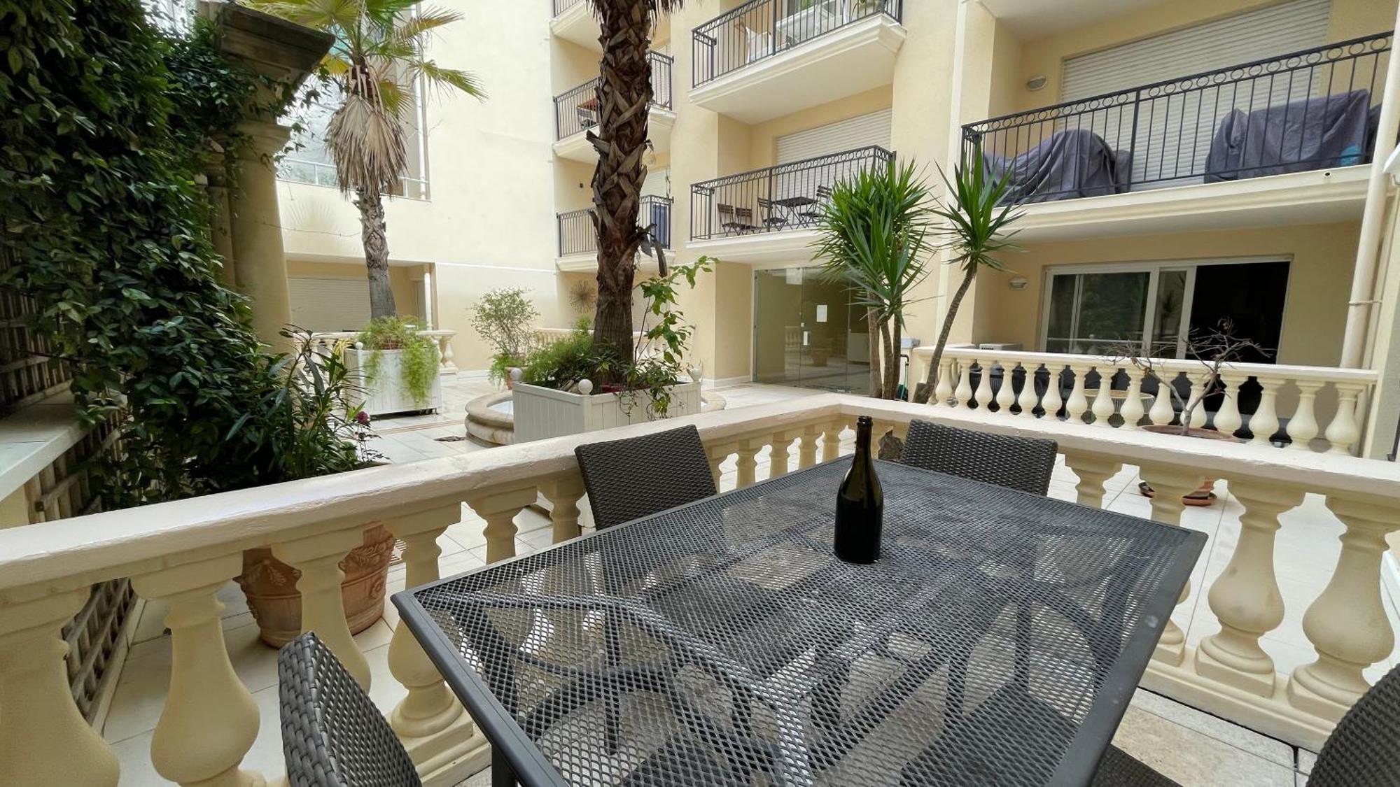 Palazzio Escape Cannes