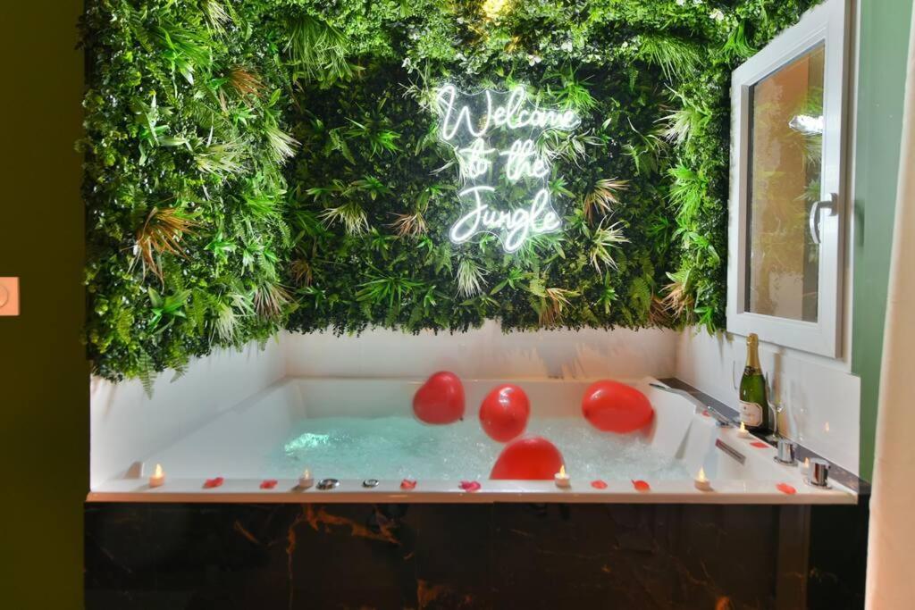Apartment The Jungle - Jacuzzi, Sauna & Projector Cannes