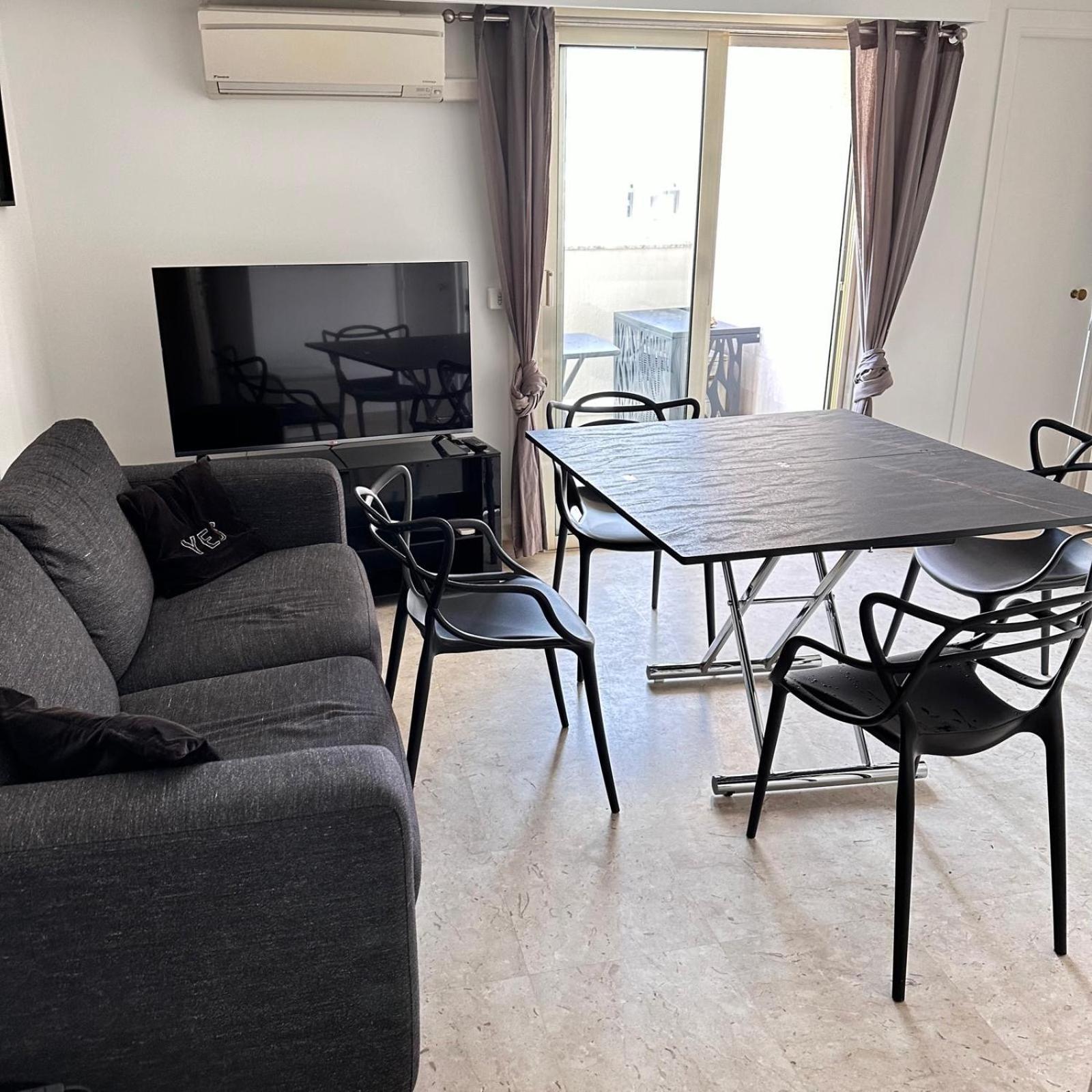 Apartment 2p Between Croisette Beaches And Antibes Street *