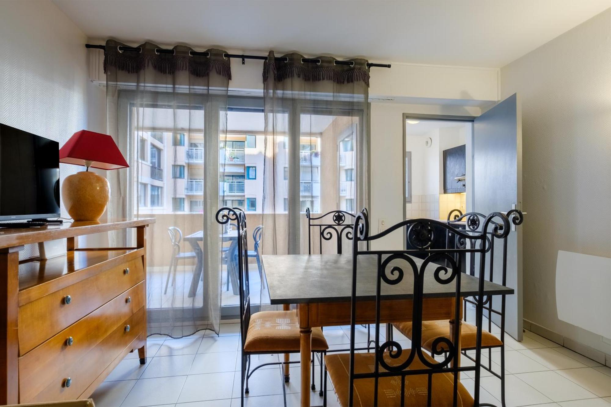 Residhotel Maupassant 2*