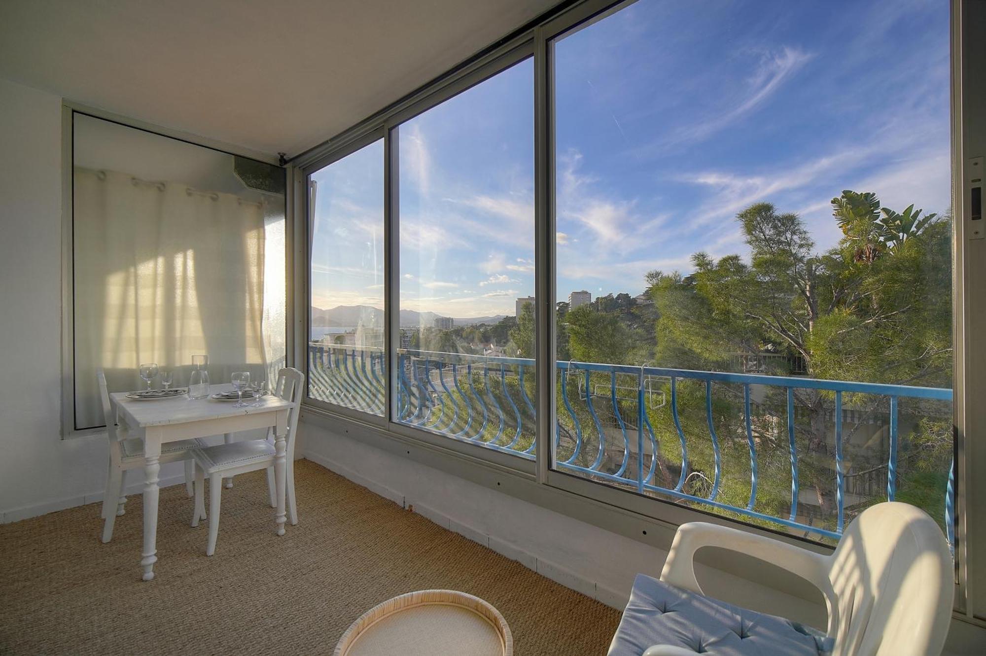 Immogroom -studio-clim-sea View Cannes