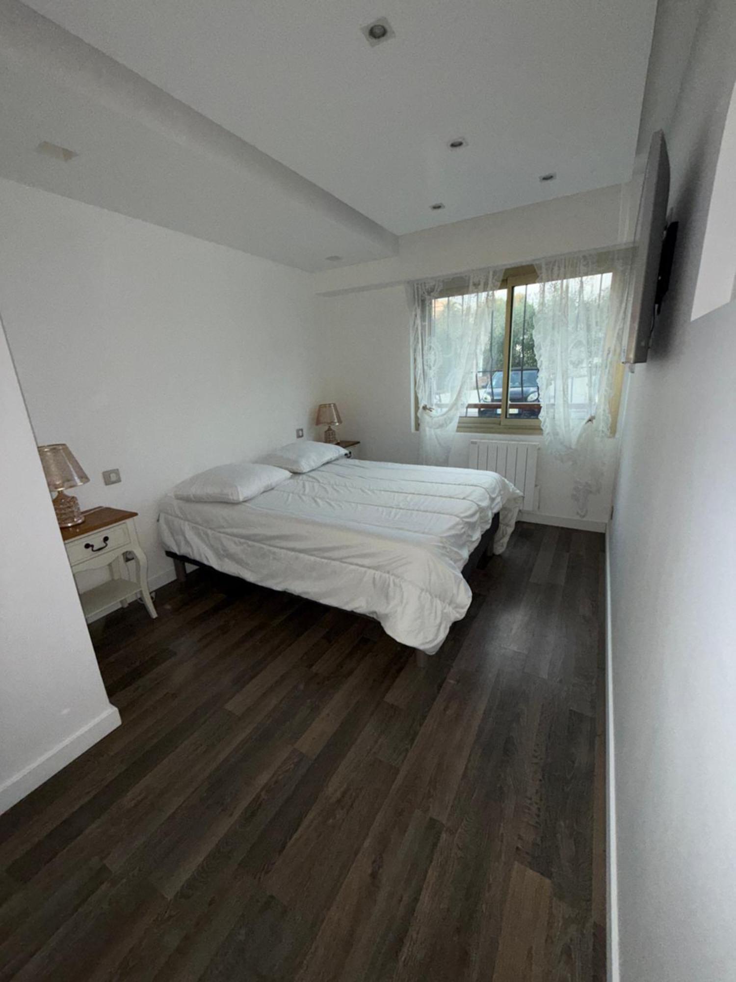 Beau 2 Pieces 55m2 10 Min A Pied Du Centre De Apartment Cannes