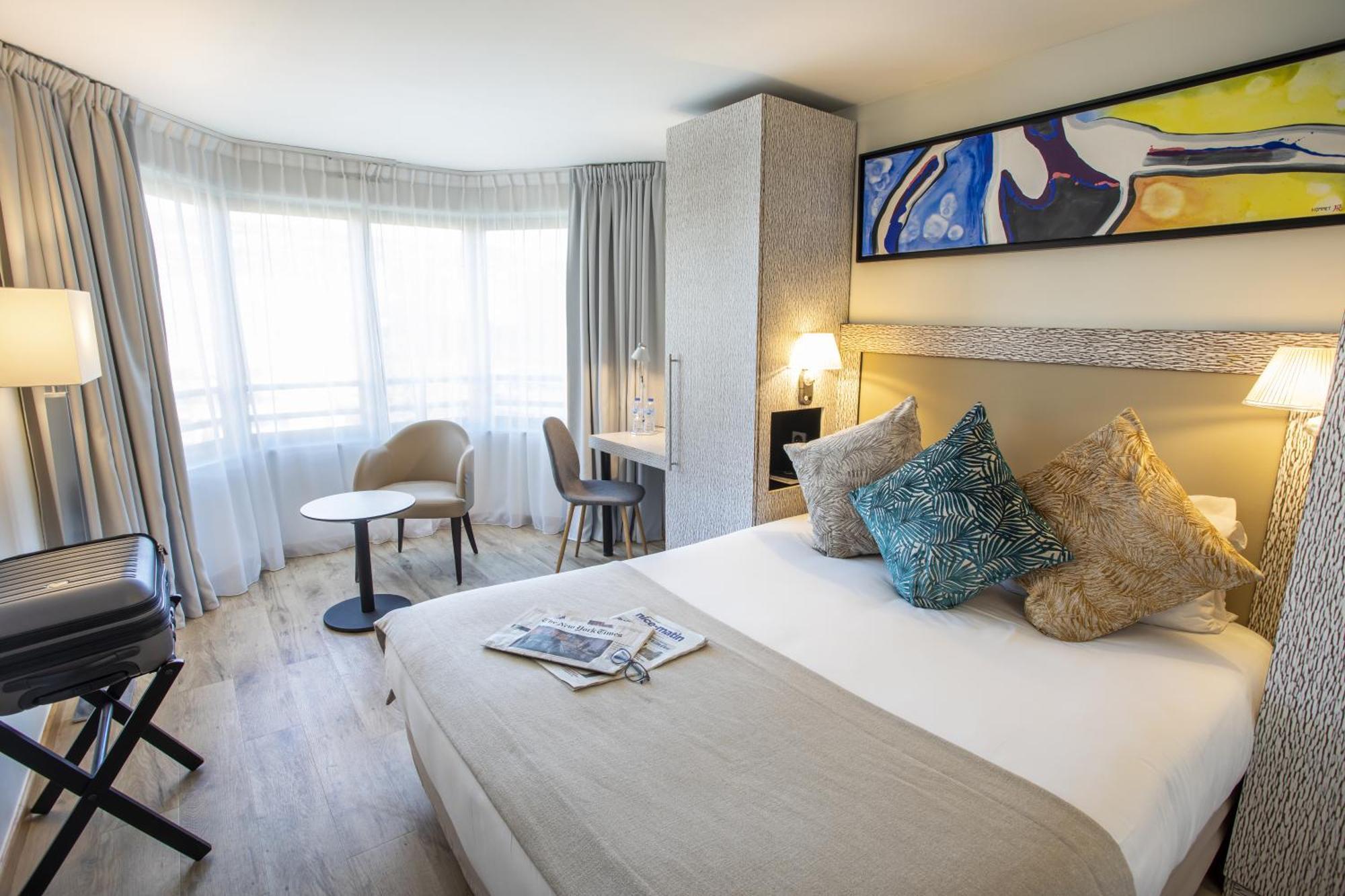 Eden & Hotel 4*