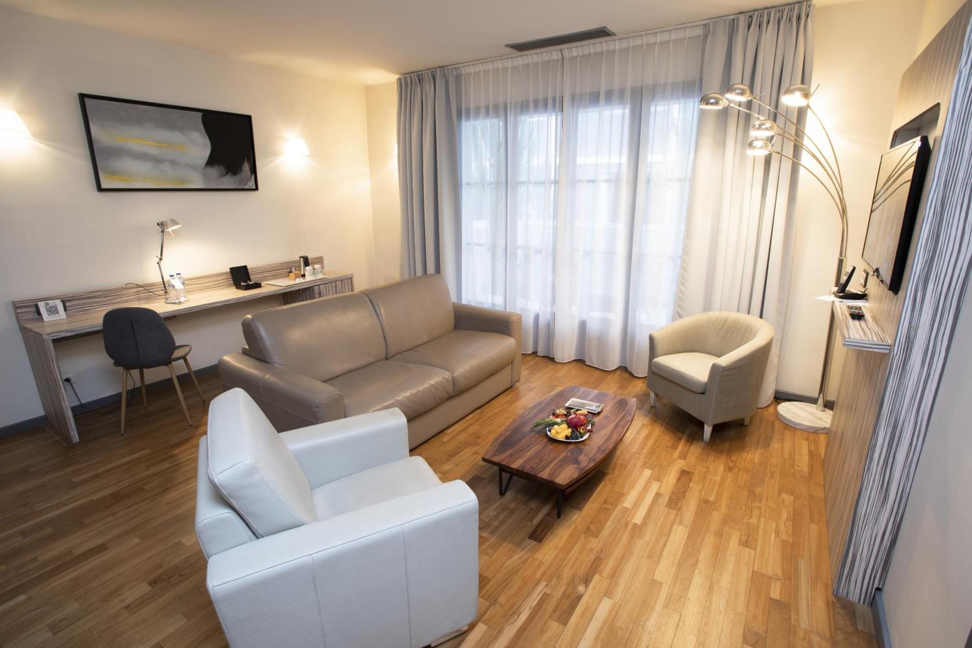 Eden & Hotel 4*