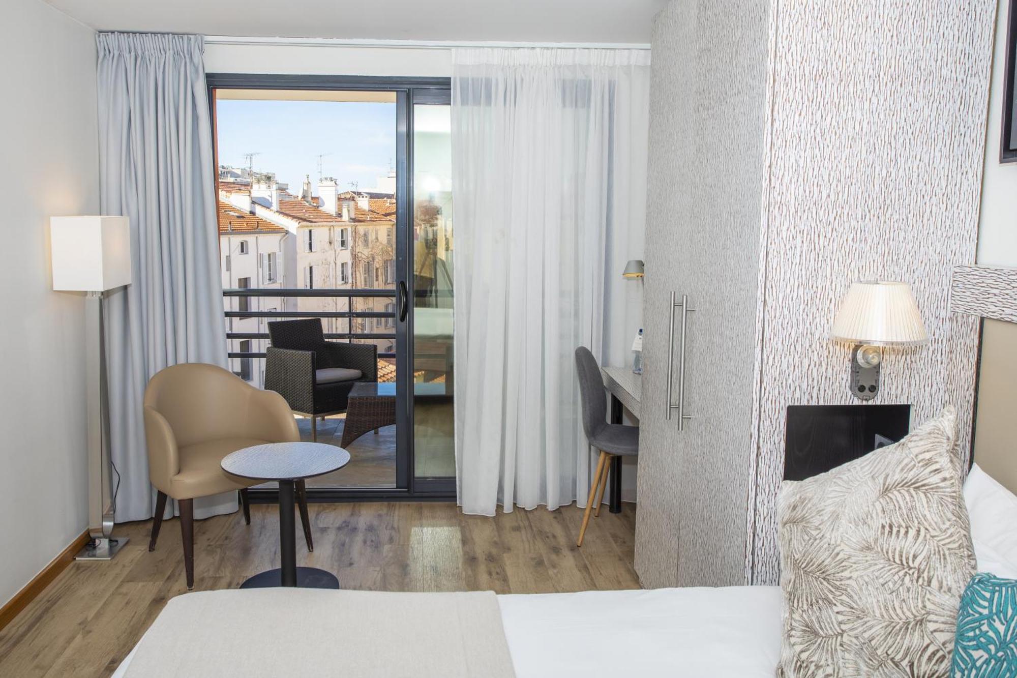 Hotel Eden & Cannes