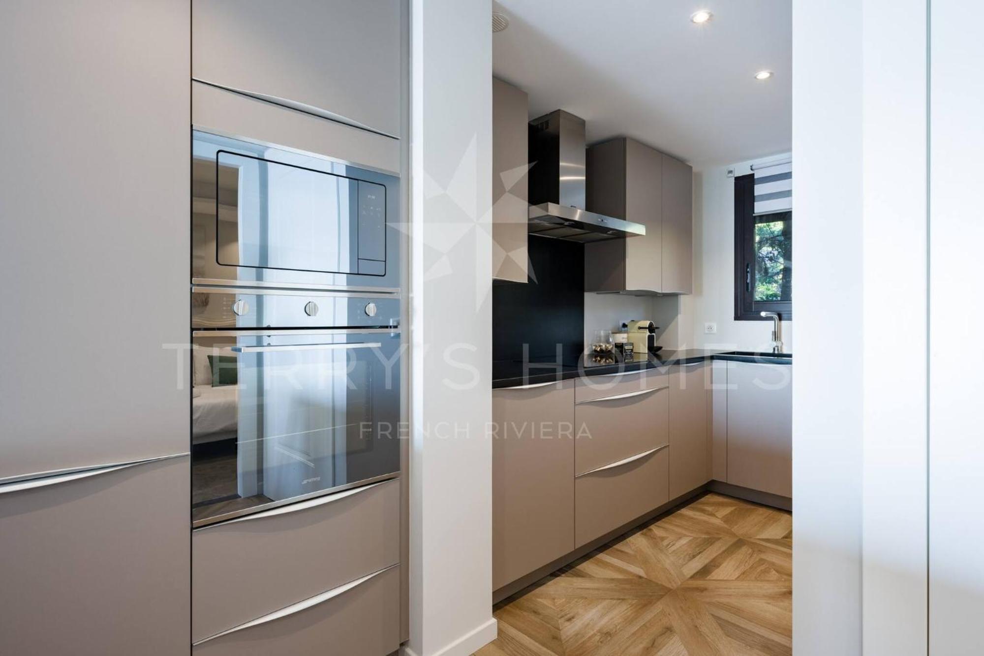 Adriana By Terry's Homes Waterfront Seaview