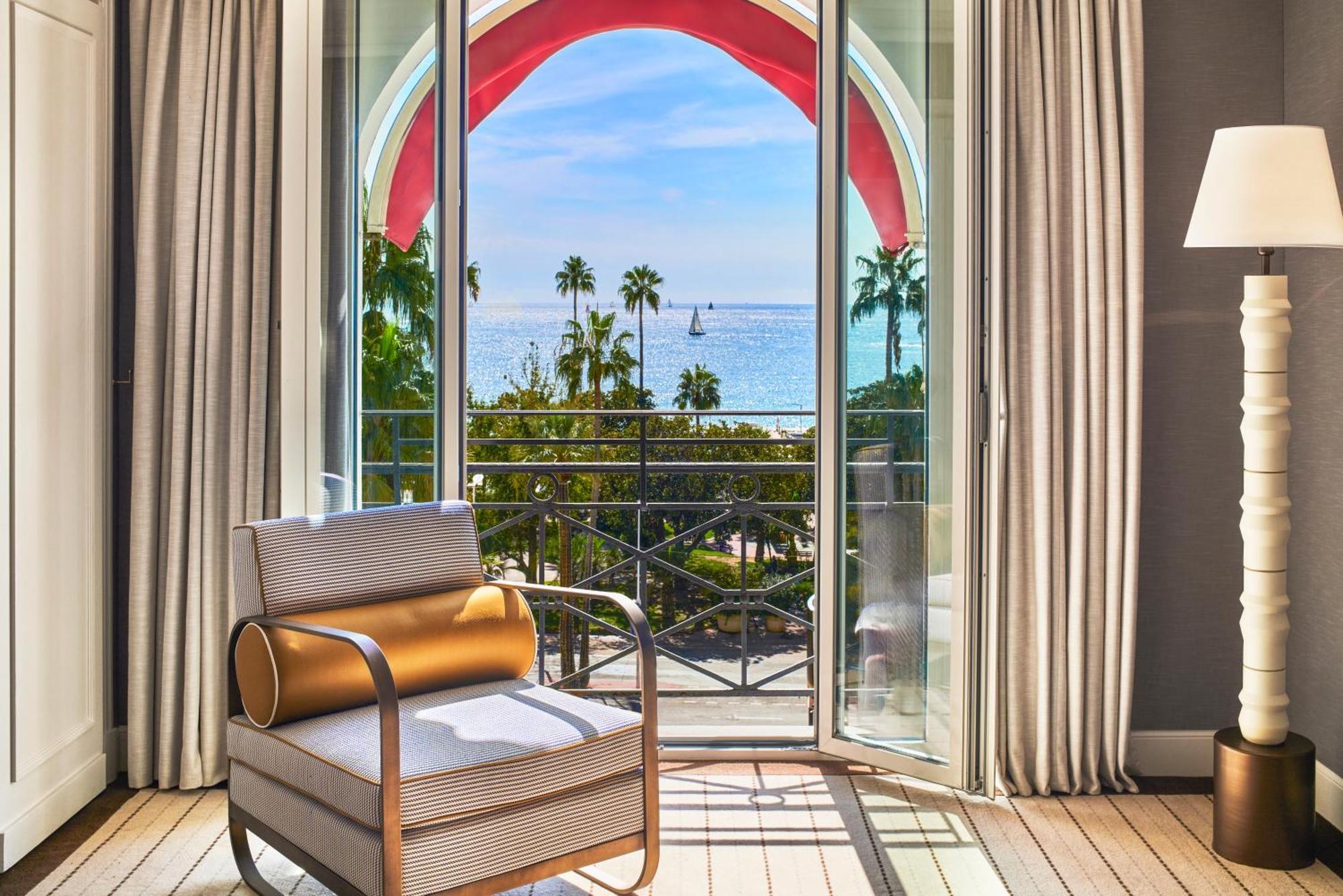 Hotel Barriere Le Majestic 5*