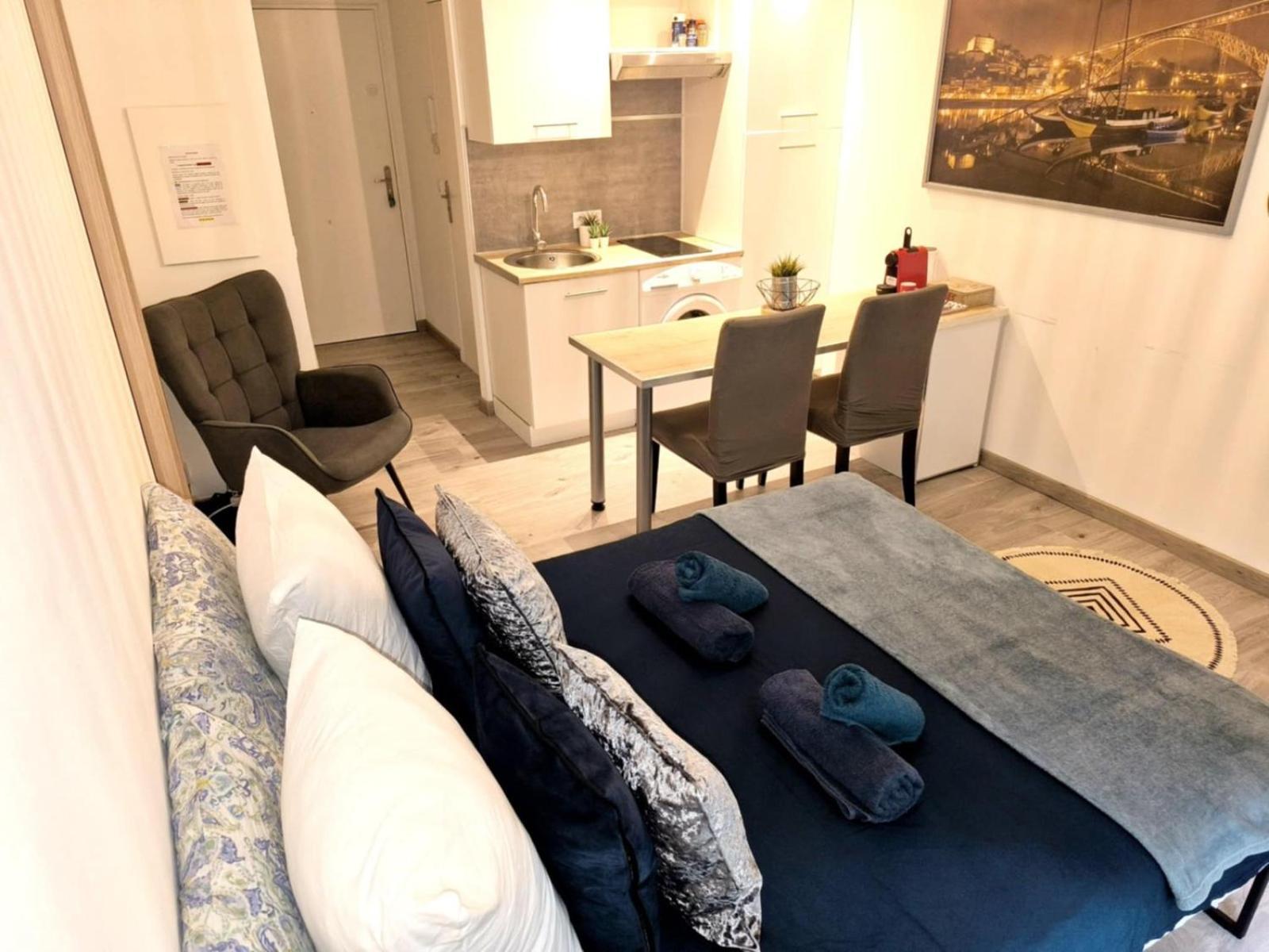 Apartment Elegant Avec Acces A La Piscine