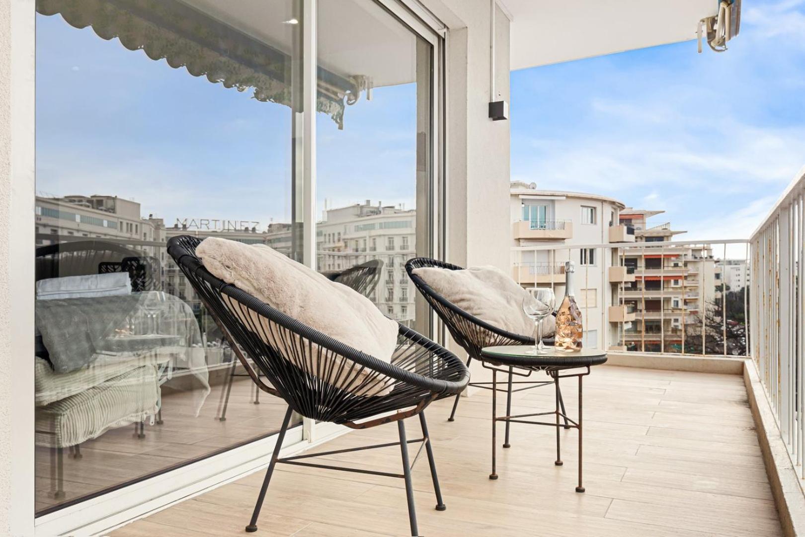 Serenade - A Apartment Cannes