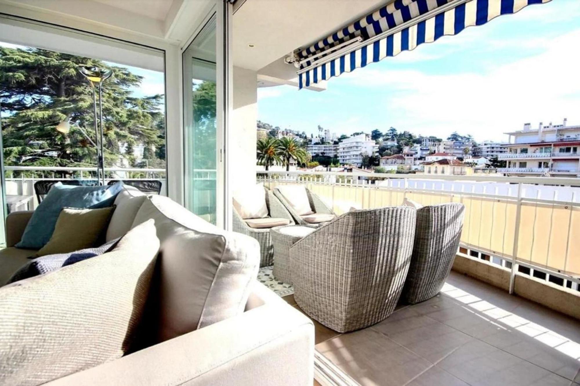 Apartment Beautiful T3 With Spacious Balcony *