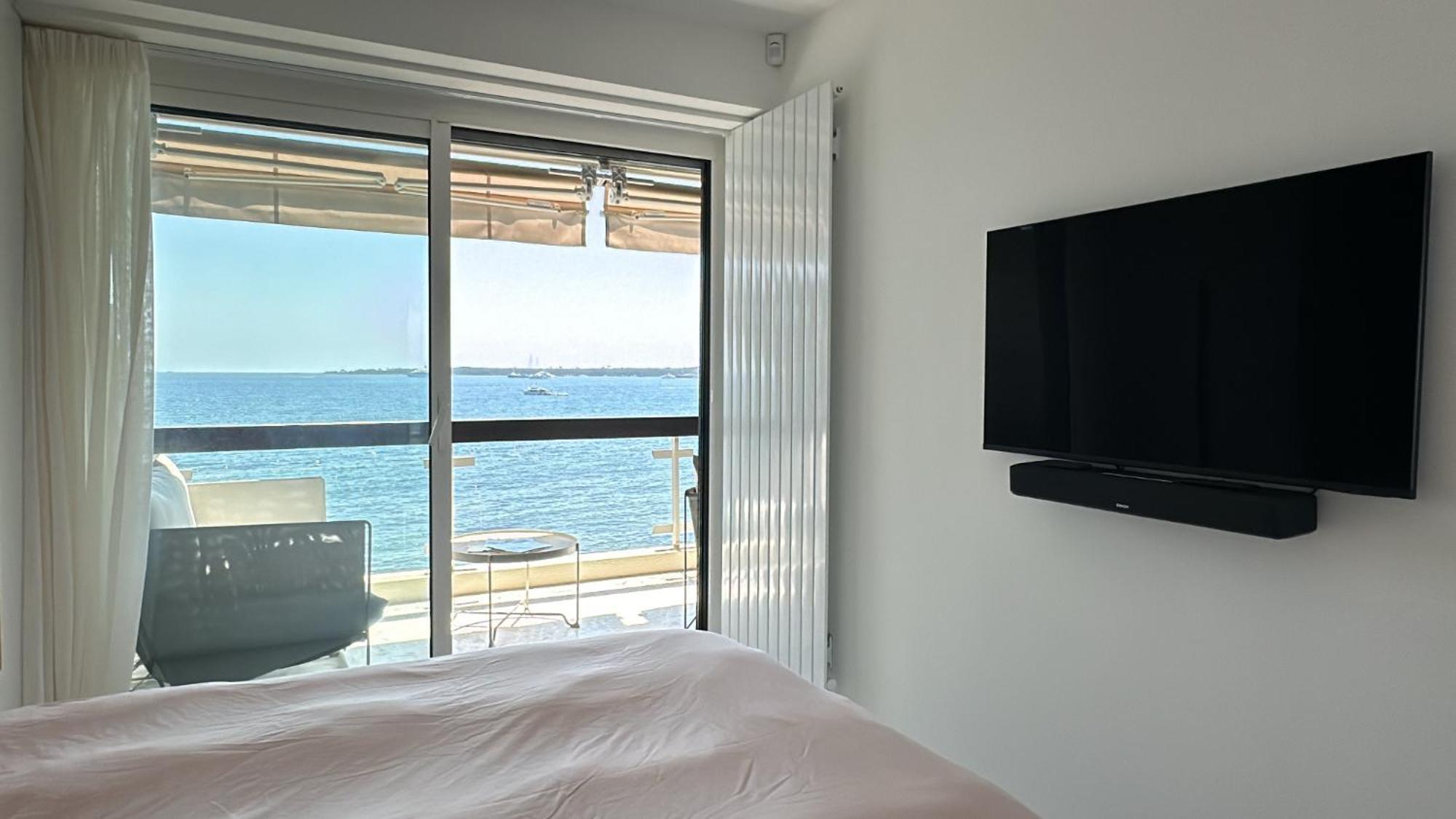 Apartment Adriana By Terry's Homes Waterfront Seaview
