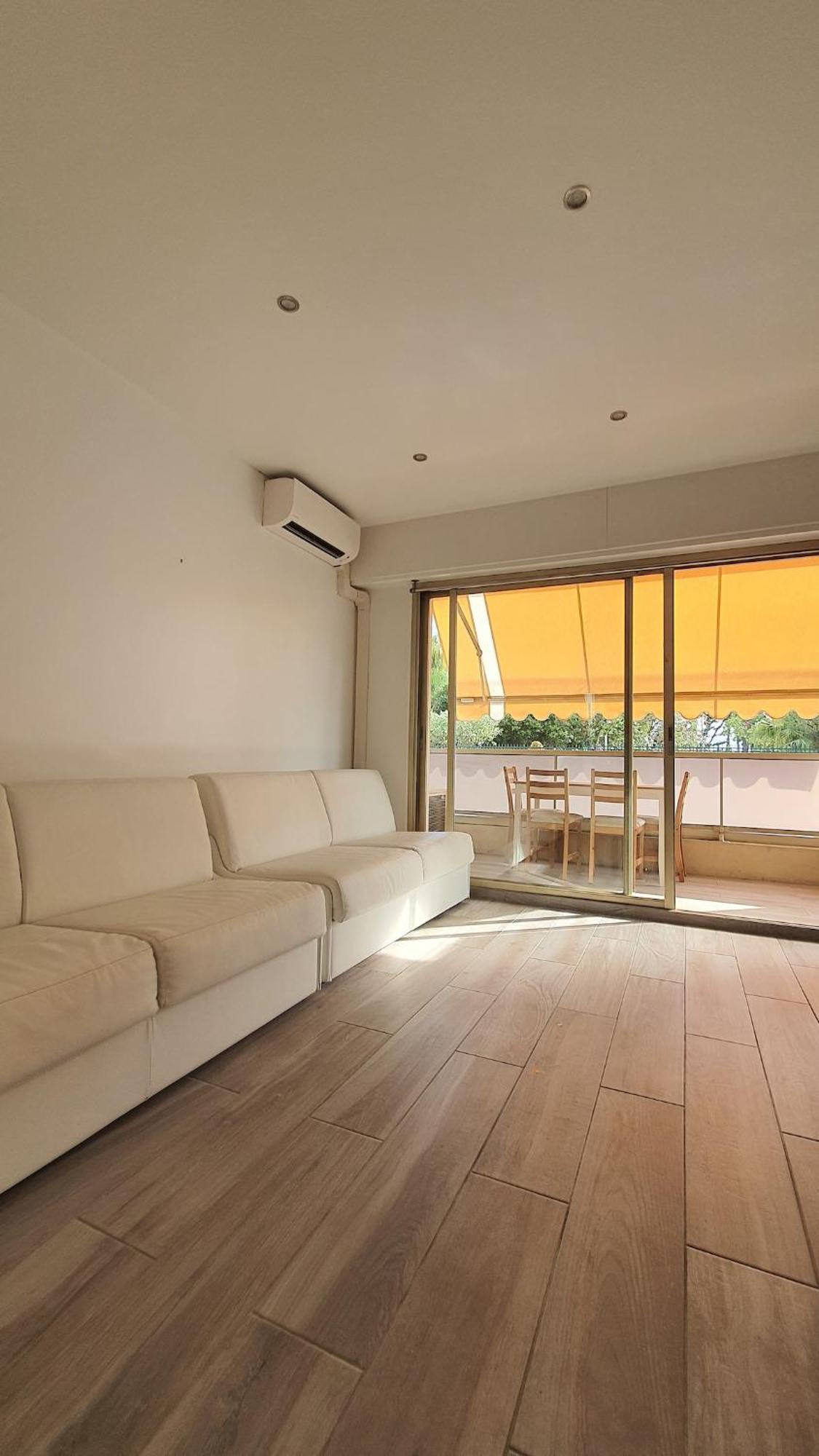 Beach Studio Cannes Apartment