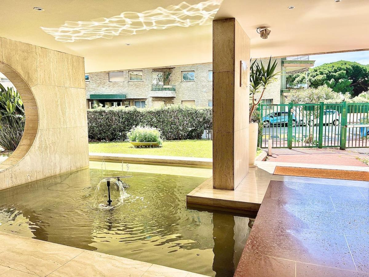 Luxurious 2-bedroom Pointe Croisette, Sea View, Private Parking Cannes