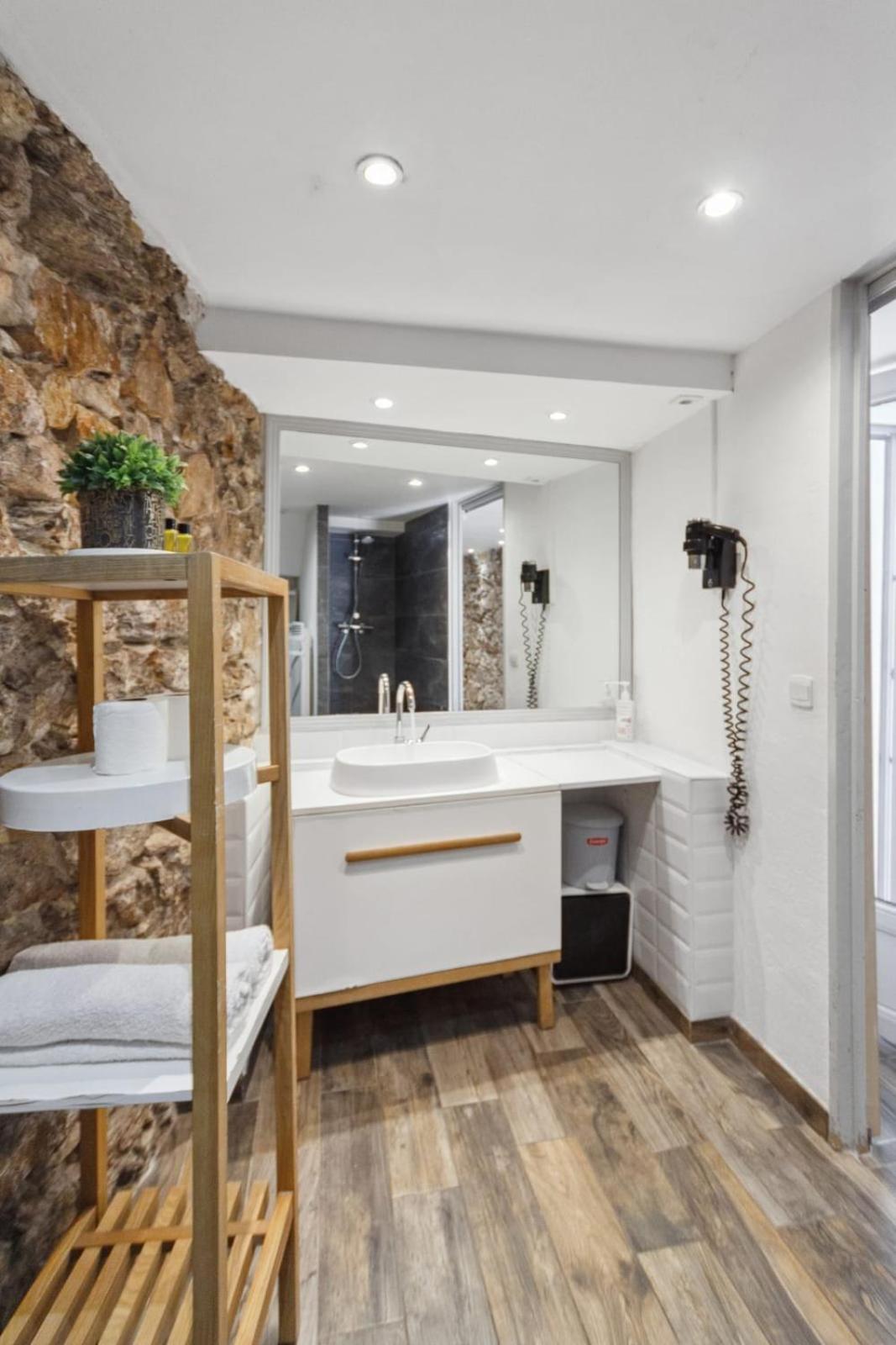 La Confidentielle - Balneo - Sauna - Hypercentre - Ac Cannes