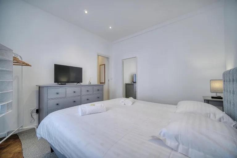 Appartement Loena Centre - Renove 2 Pieces - 4 Personnes - Proche Croisette Palais Festival - Internet Gratuit - Climatisation - Non Fumeur