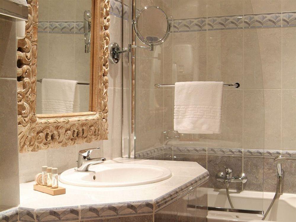 Hotel Chateau De La Tour Cannes