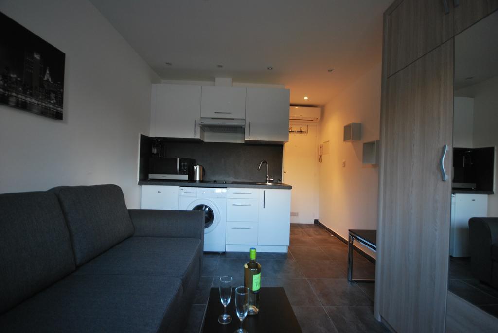 Apartment Studio Proche Hotel Martinez Cannes