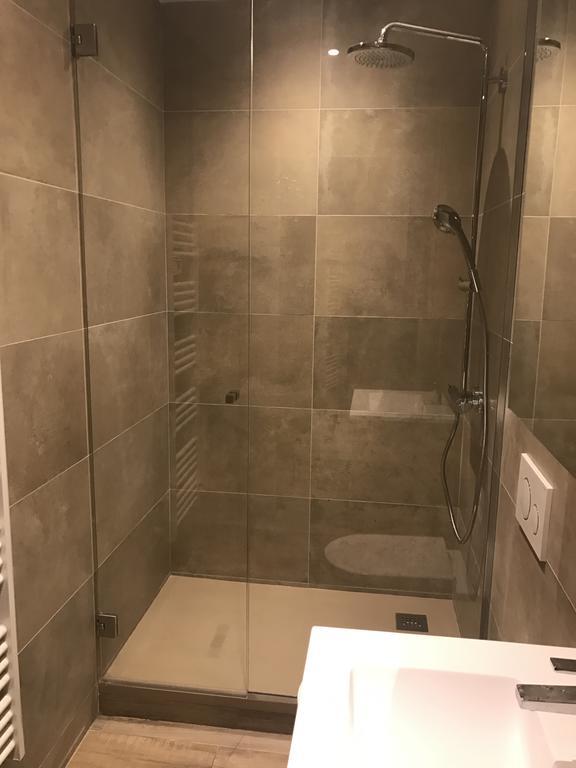 2 Pieces Rue Hoche Appartement *