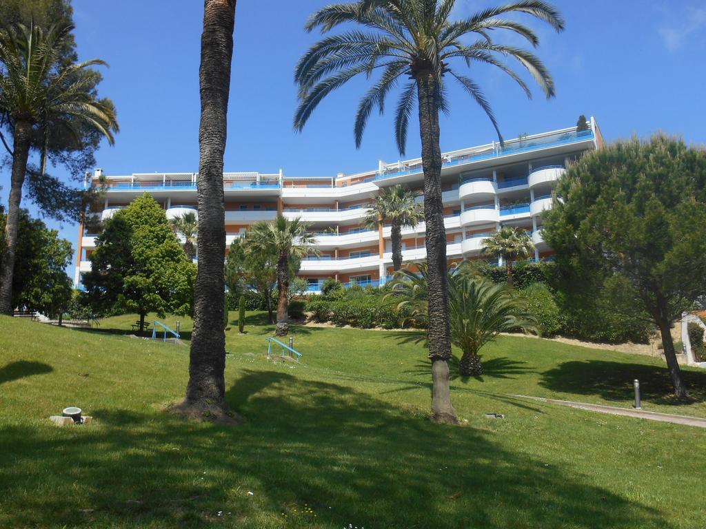 Les Palmiers - Cote D'azur Apartamento *
