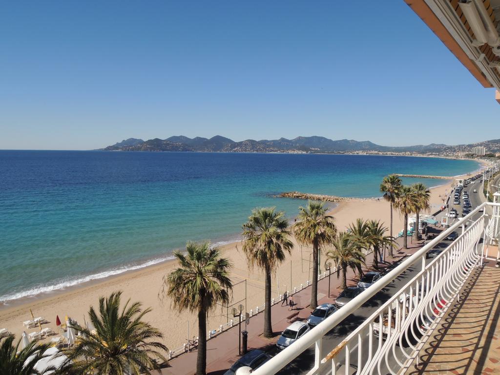 Sea View Apartment *