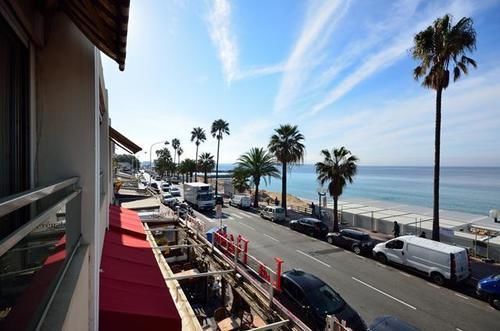 Le Panoramer Sea View Apartment