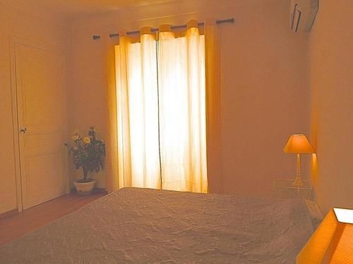 Lovely 2 Bed 2 Bath In On Rue Antibea Easy Walk To The Palais 224