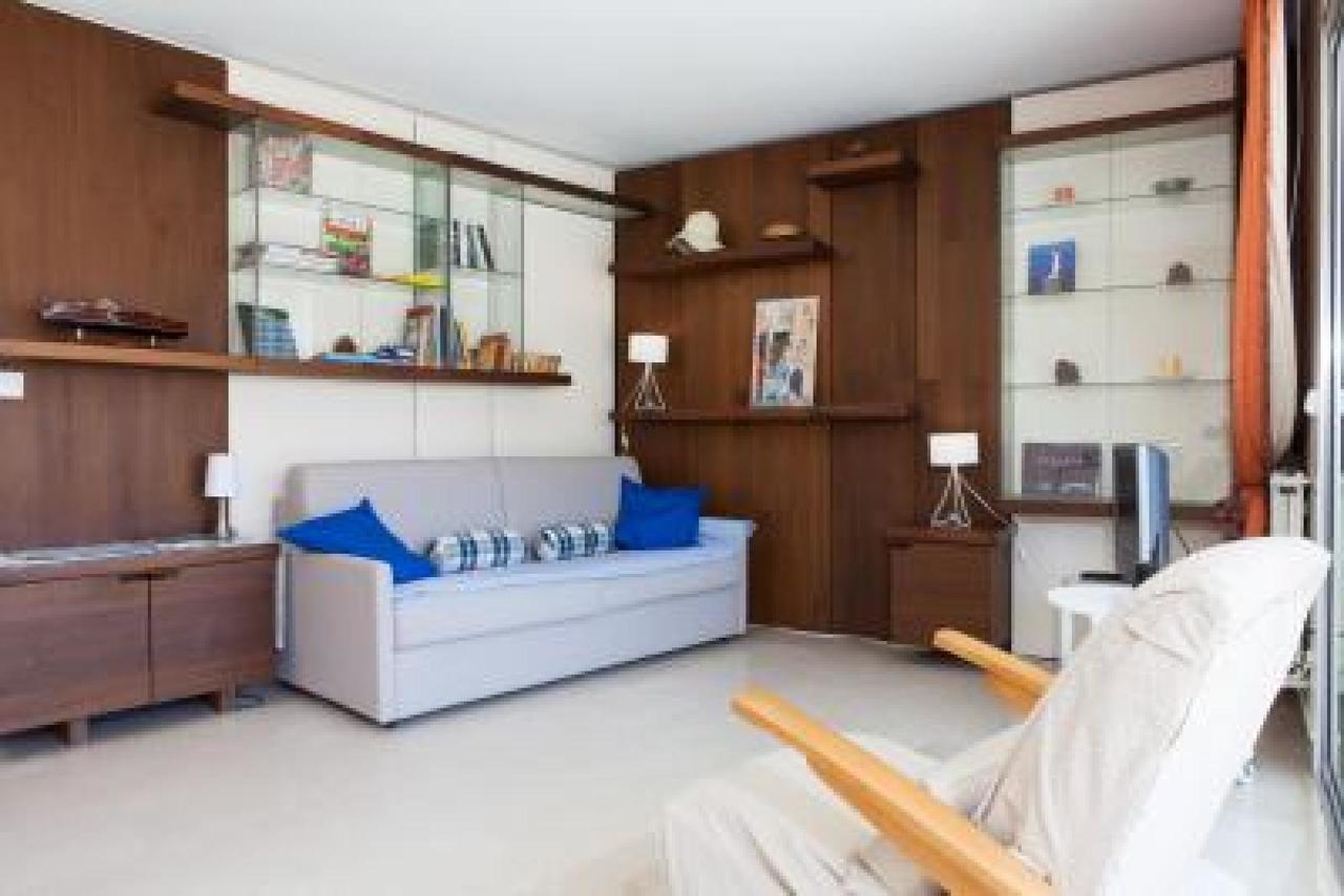 Velasquez One Bed * Cannes