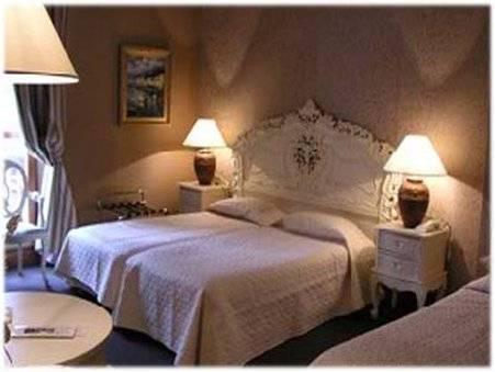 Chateau De La Tour Hotel