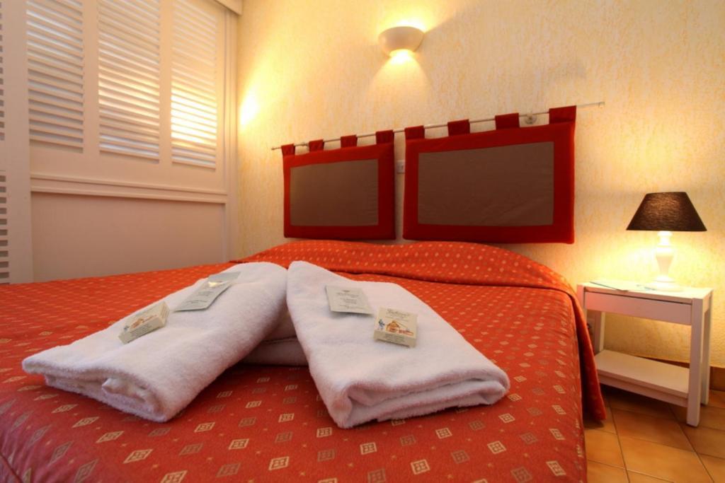Inter-hotel Les Agapanthes De L'esterel Aparthotel 3*