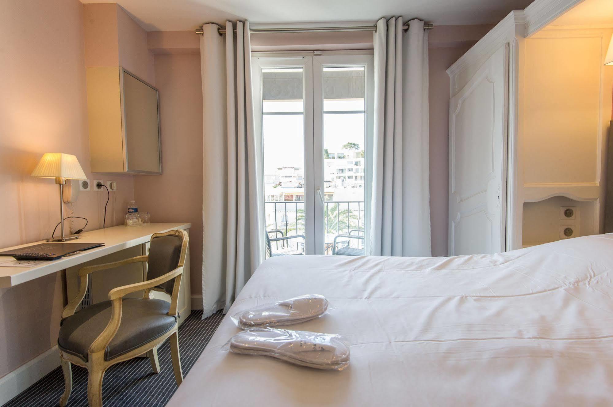 De Provence 3*