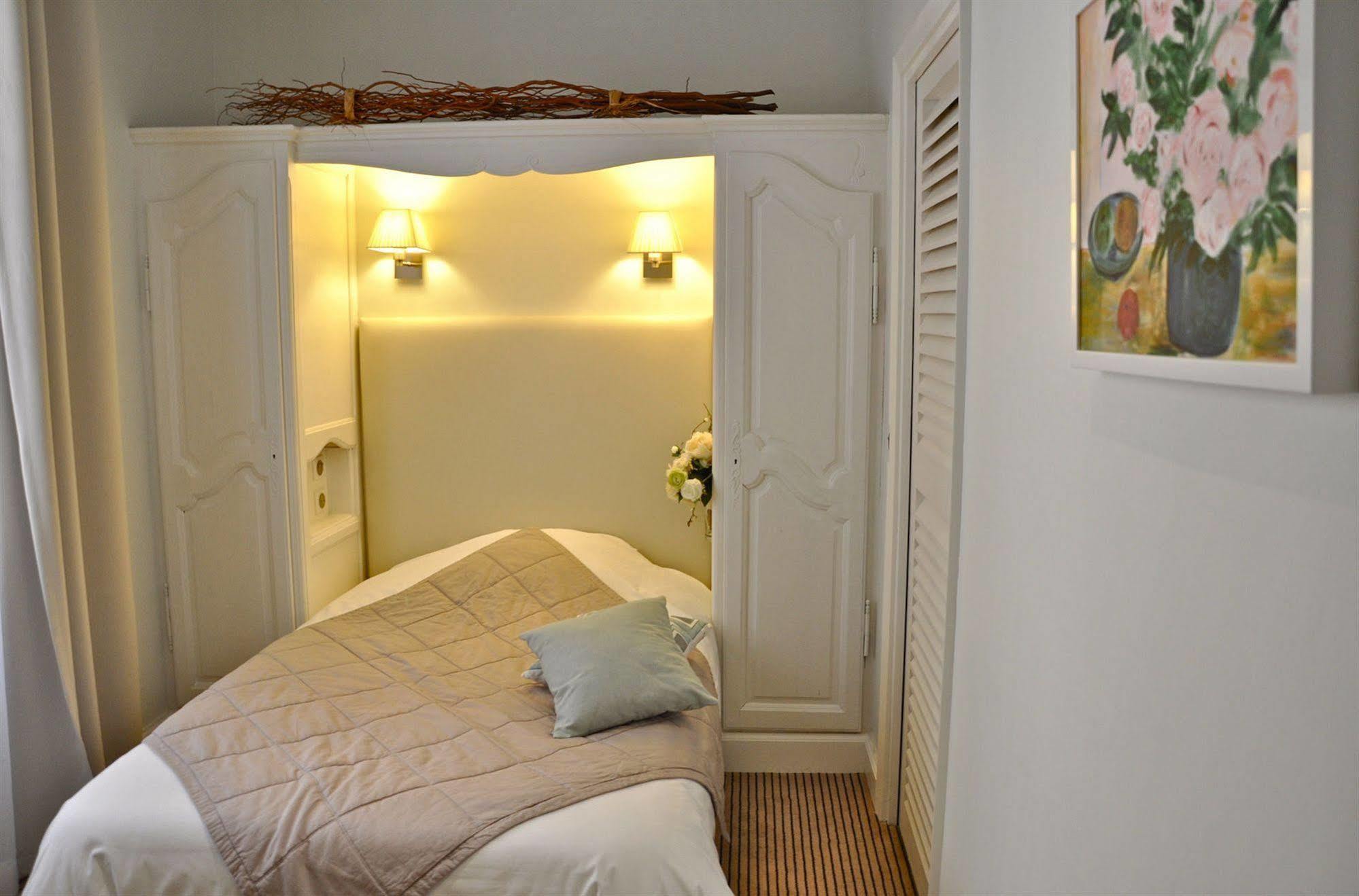 De Provence Hotel 3*