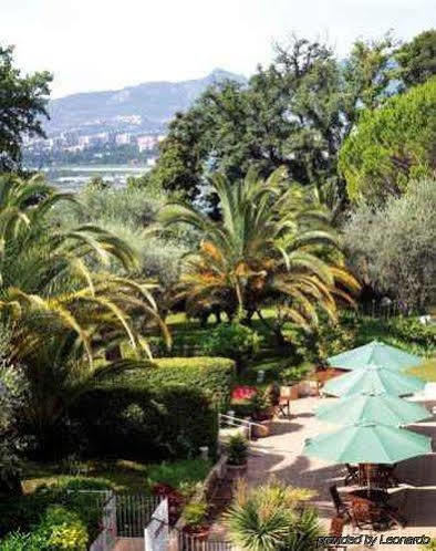 Aparthotel Inter-hotel Les Agapanthes De L'esterel 3*