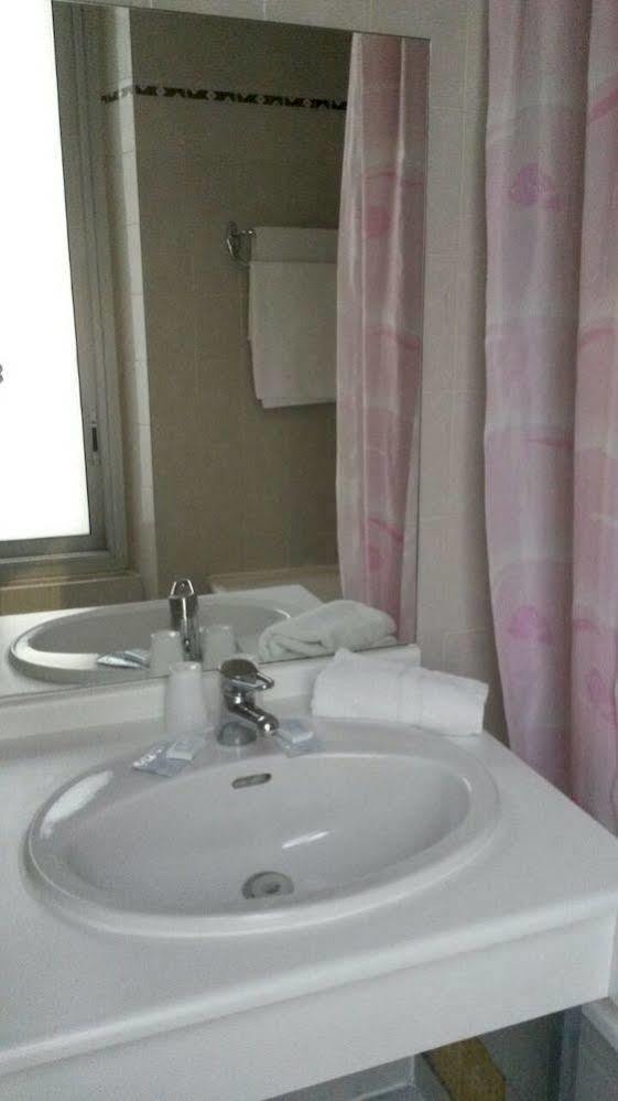 Alan Robert's Hotel
