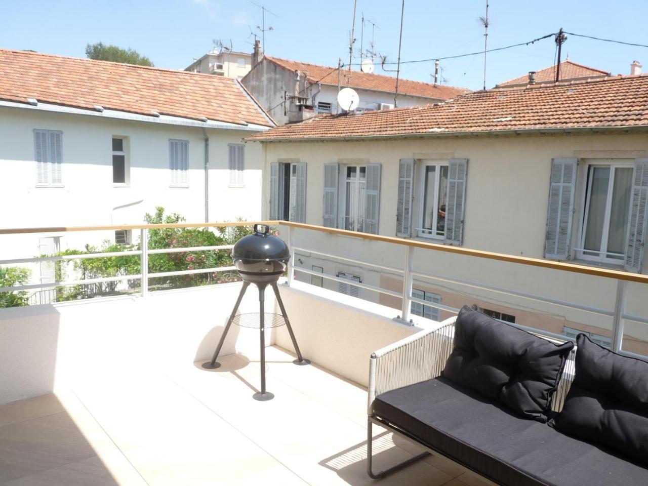 Secret Garden 203 Apartment *