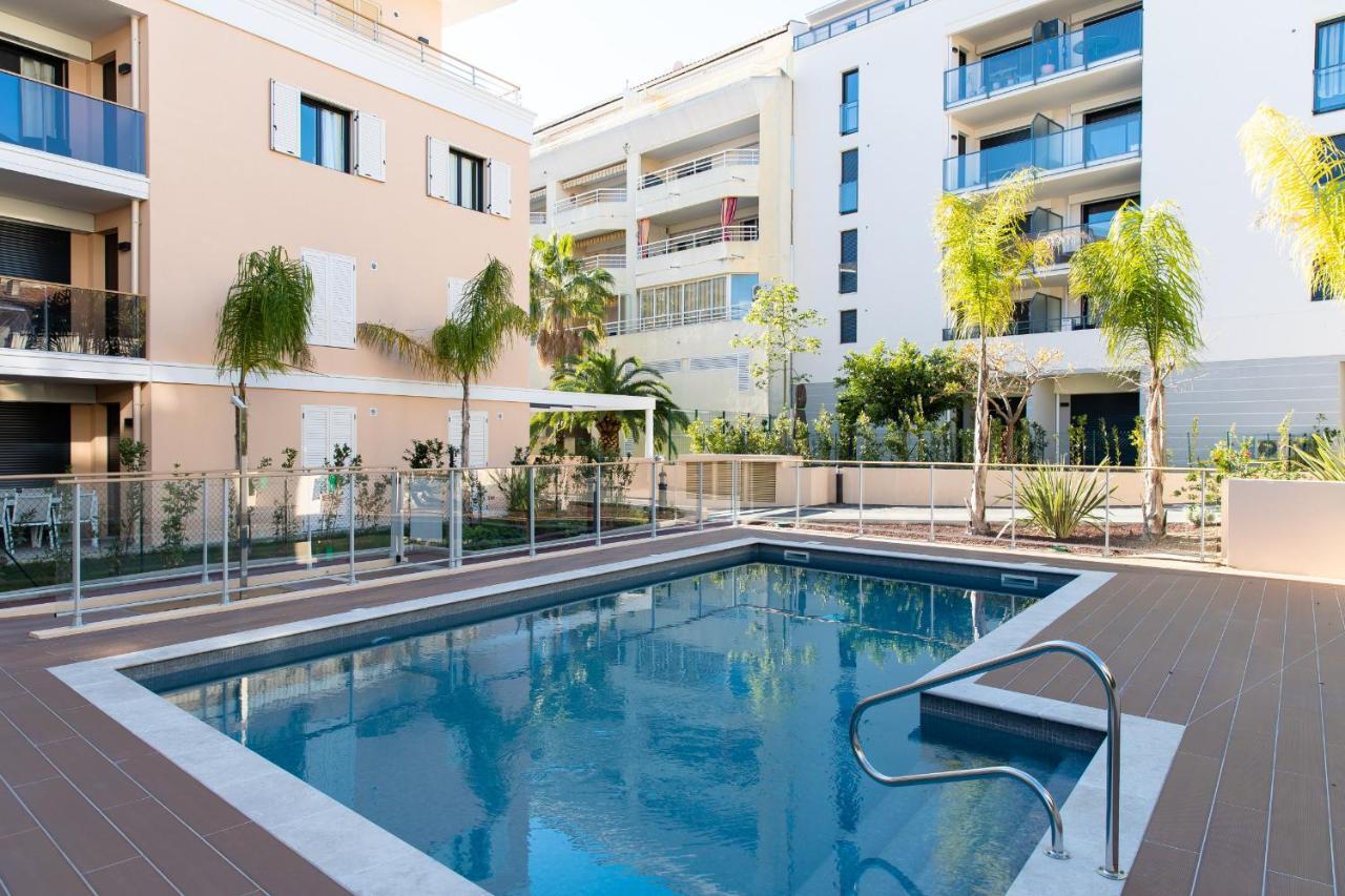 2-br With Garden And Pool In The Heart Of Palm Cannes