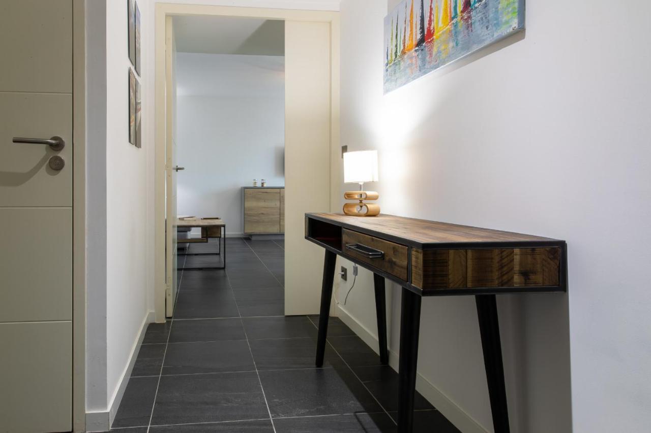 2-br With Garden And Pool In The Heart Of Palm Cannes