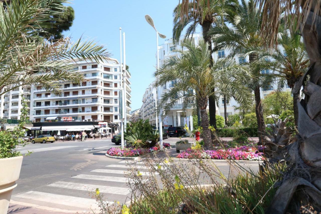 Luxury 1 Bedroom Croisette Martinez Direct Sea View 241 *