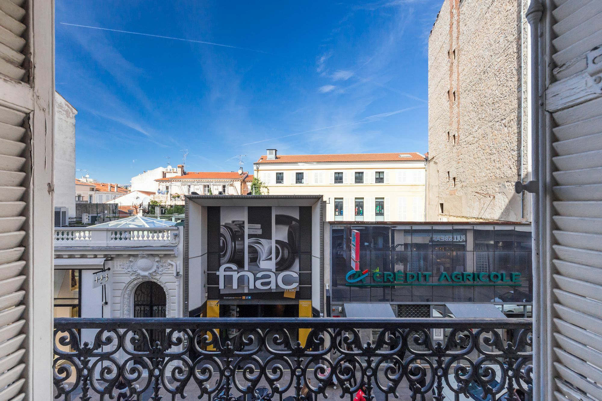 Lovely 2 Bed 2 Bath In On Rue Antibea Easy Walk To The Palais 224 Cannes