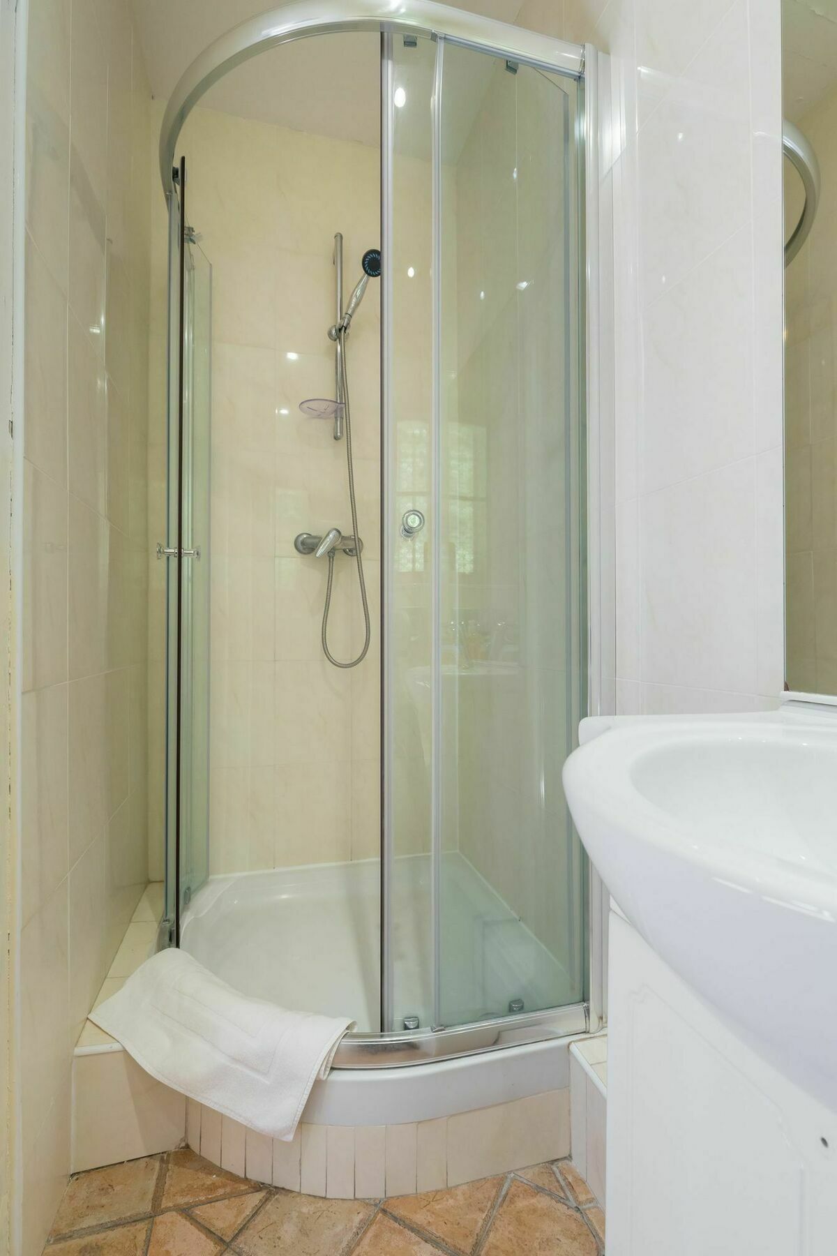 Lovely 2 Bed 2 Bath In On Rue Antibea Easy Walk To The Palais 224 Apartamento *