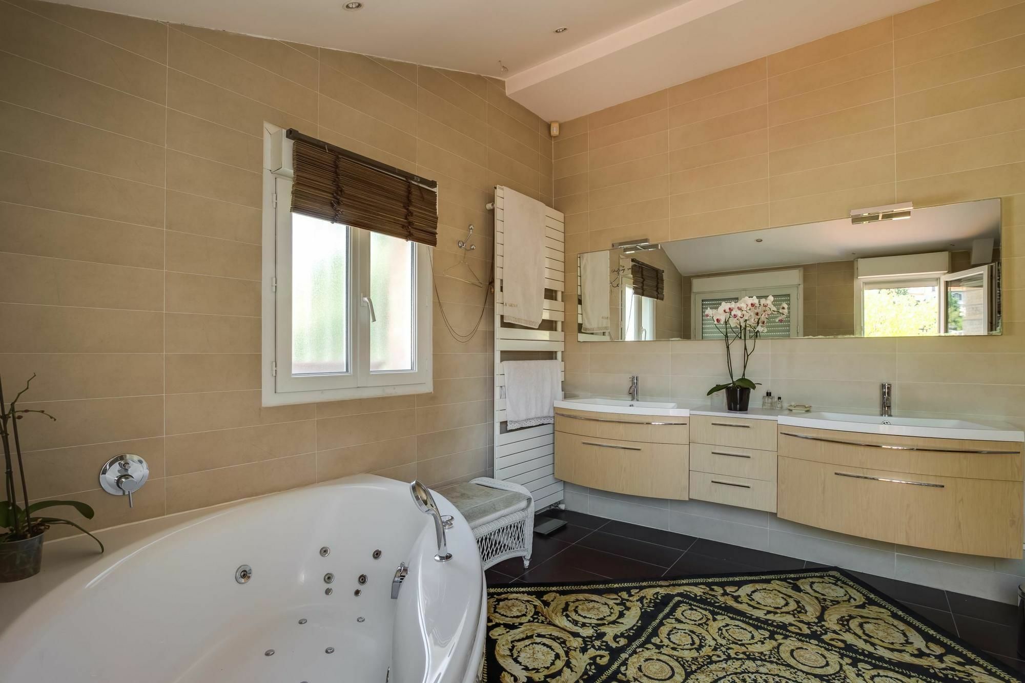 Appartement Matahari 4 *
