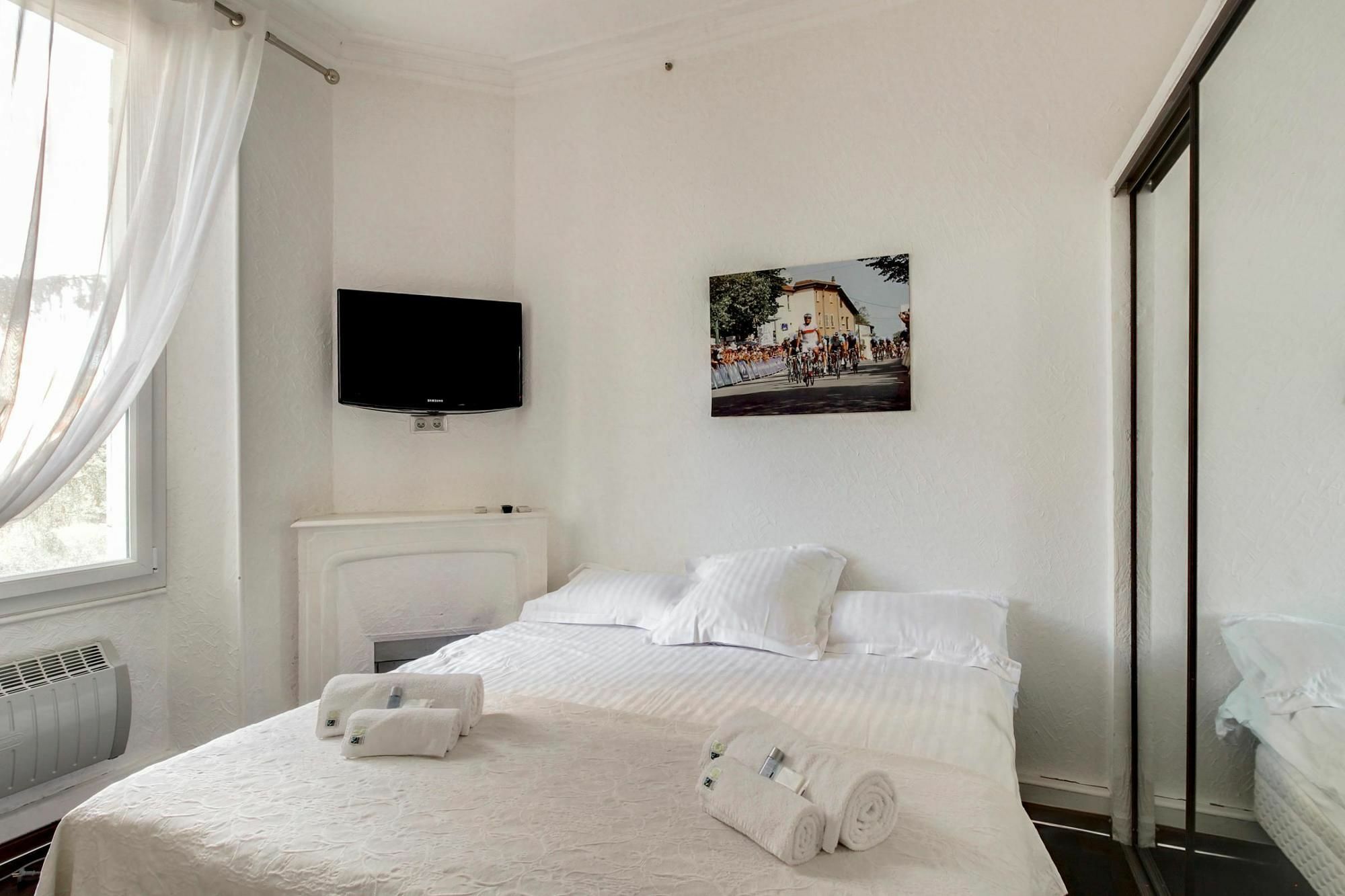 2br- Center- 10 Min From The Palais Des Festivals Apartment *