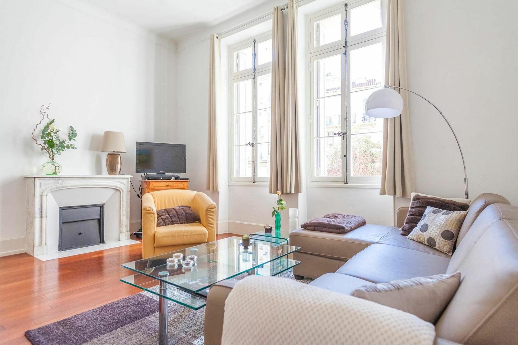 4 Tassigny 2 Apartment *