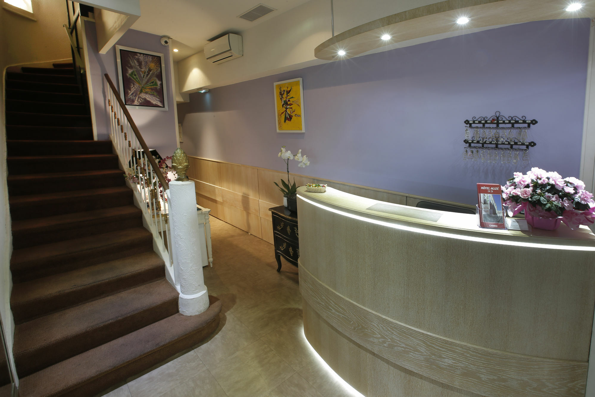 Alizé Hotel 2*