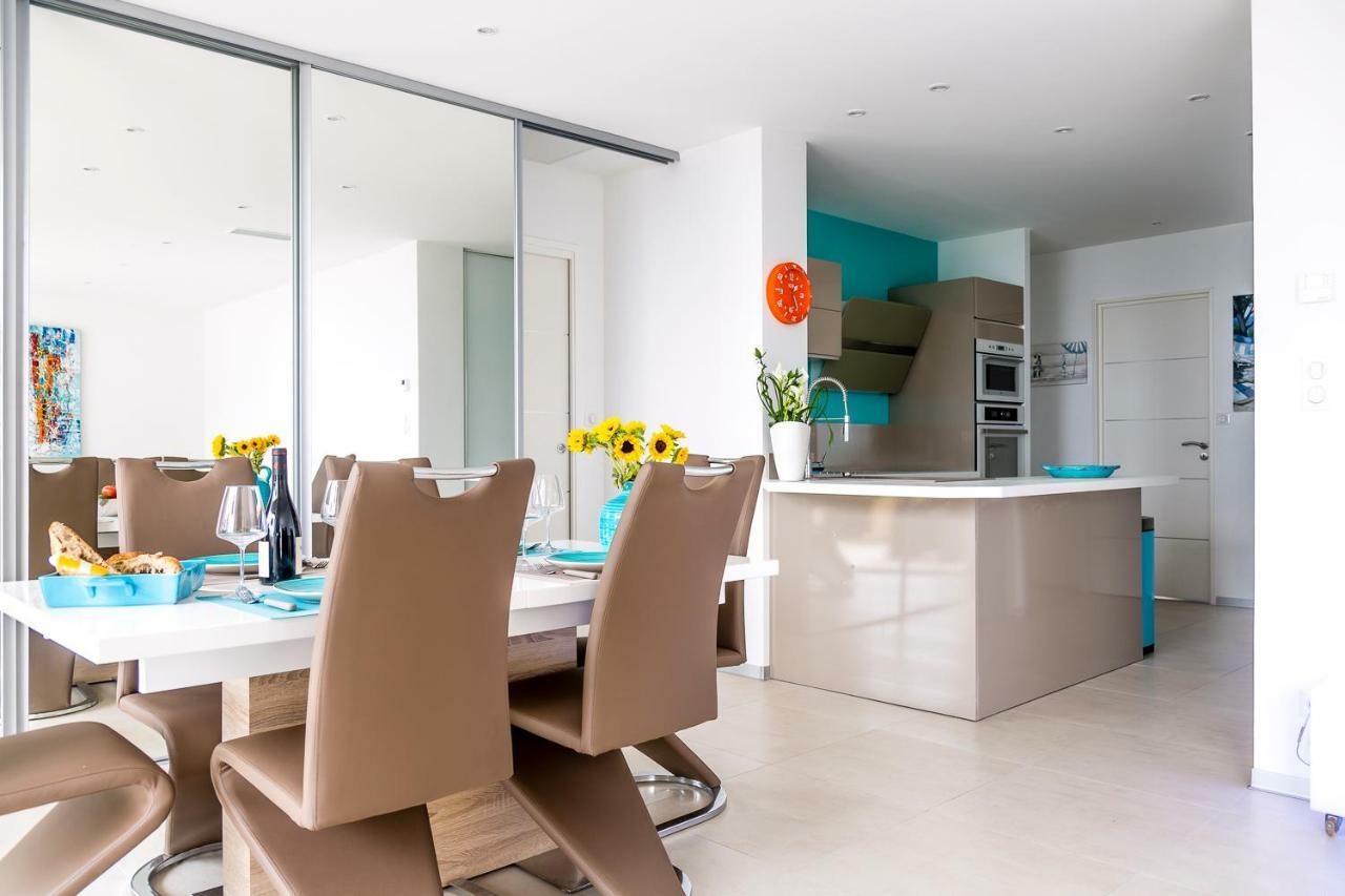 Apartment Ground Floor On Seafront With Large Terrace *
