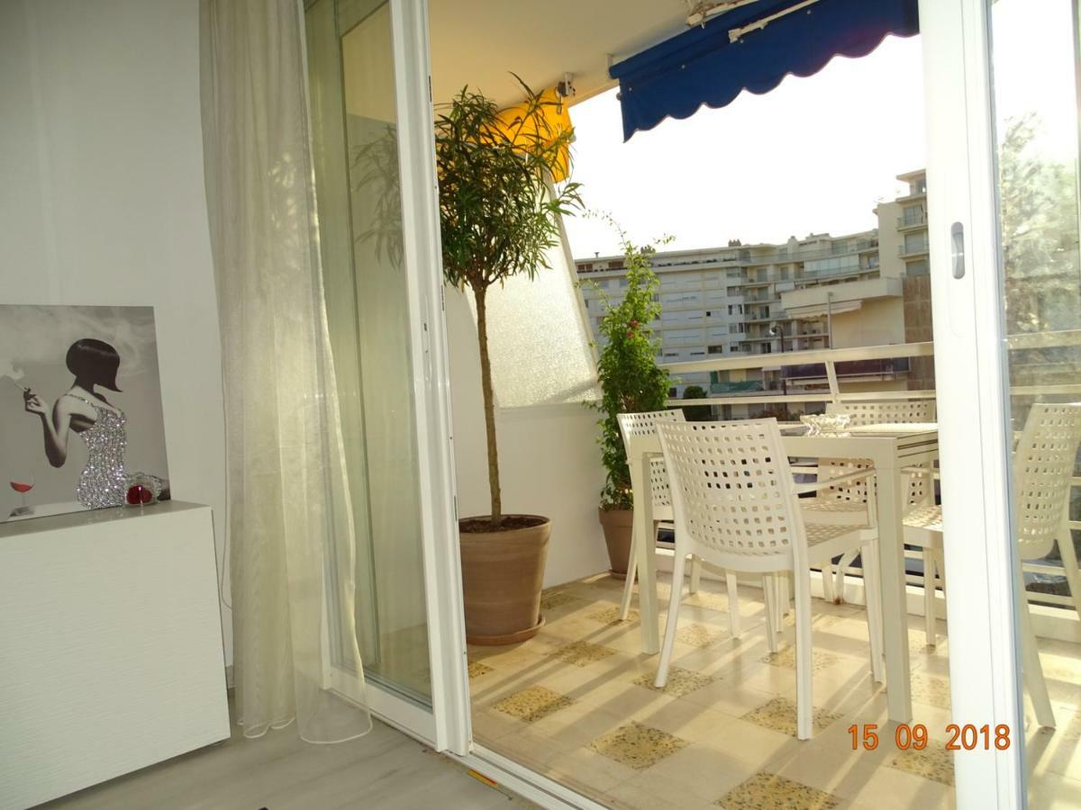 Apartment Palm Azur